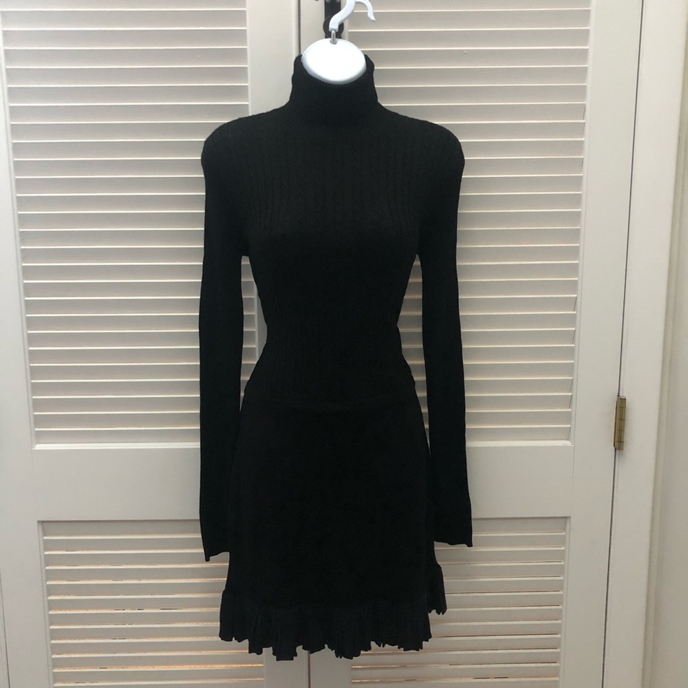 IISLI Black Knit turtleneck dress NWT